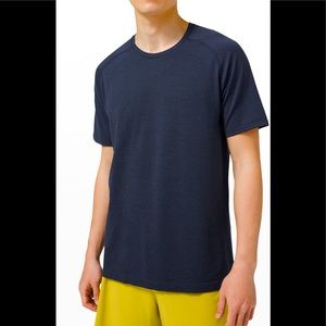 LULULEMON Metal Vent 2.0 Top